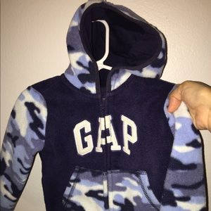 GAP sweater/ hoodie